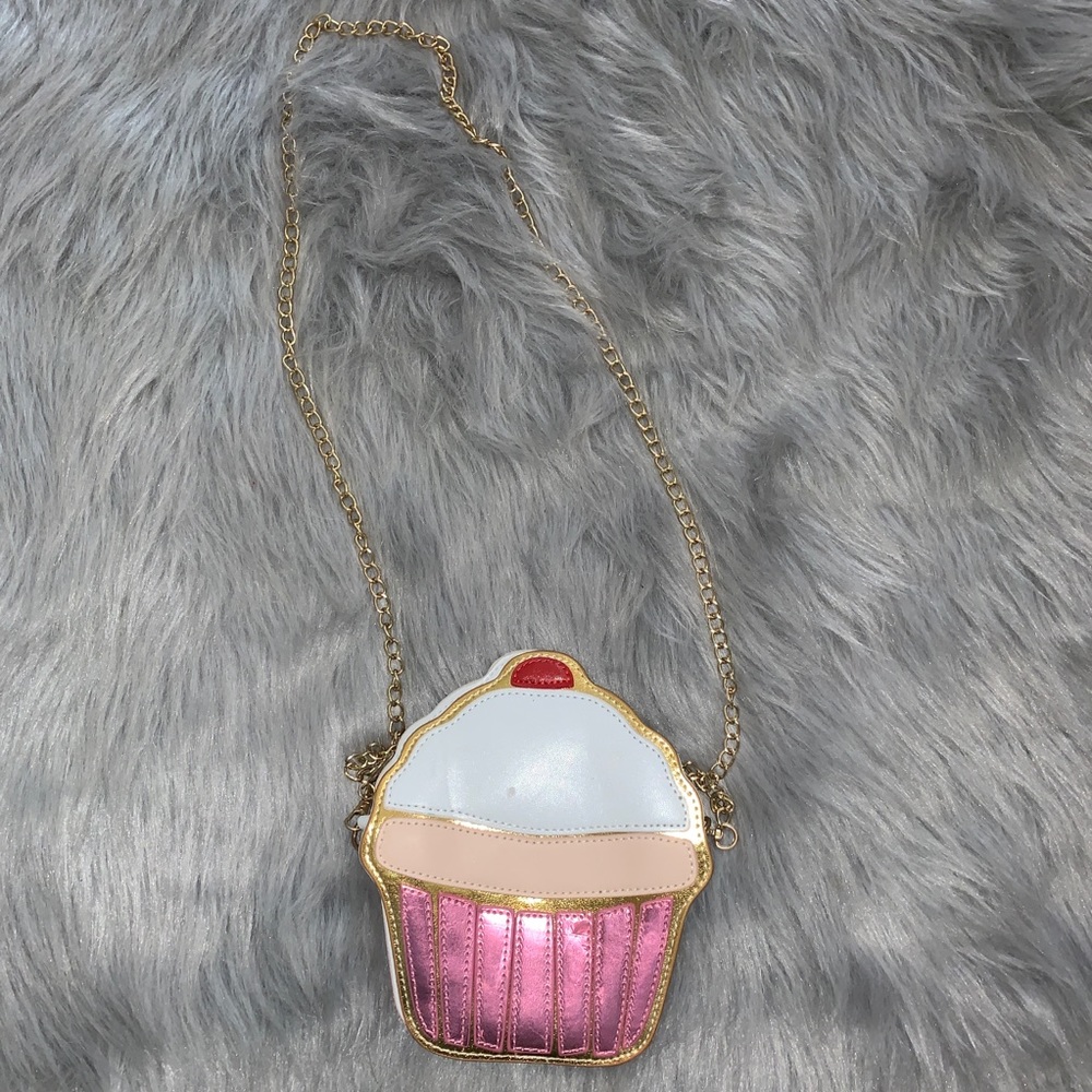 Cupcake Crossbody Bag